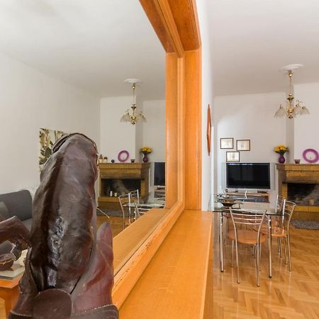 Nice 2bedroom apartment in Pagkrati Athen Exterior foto