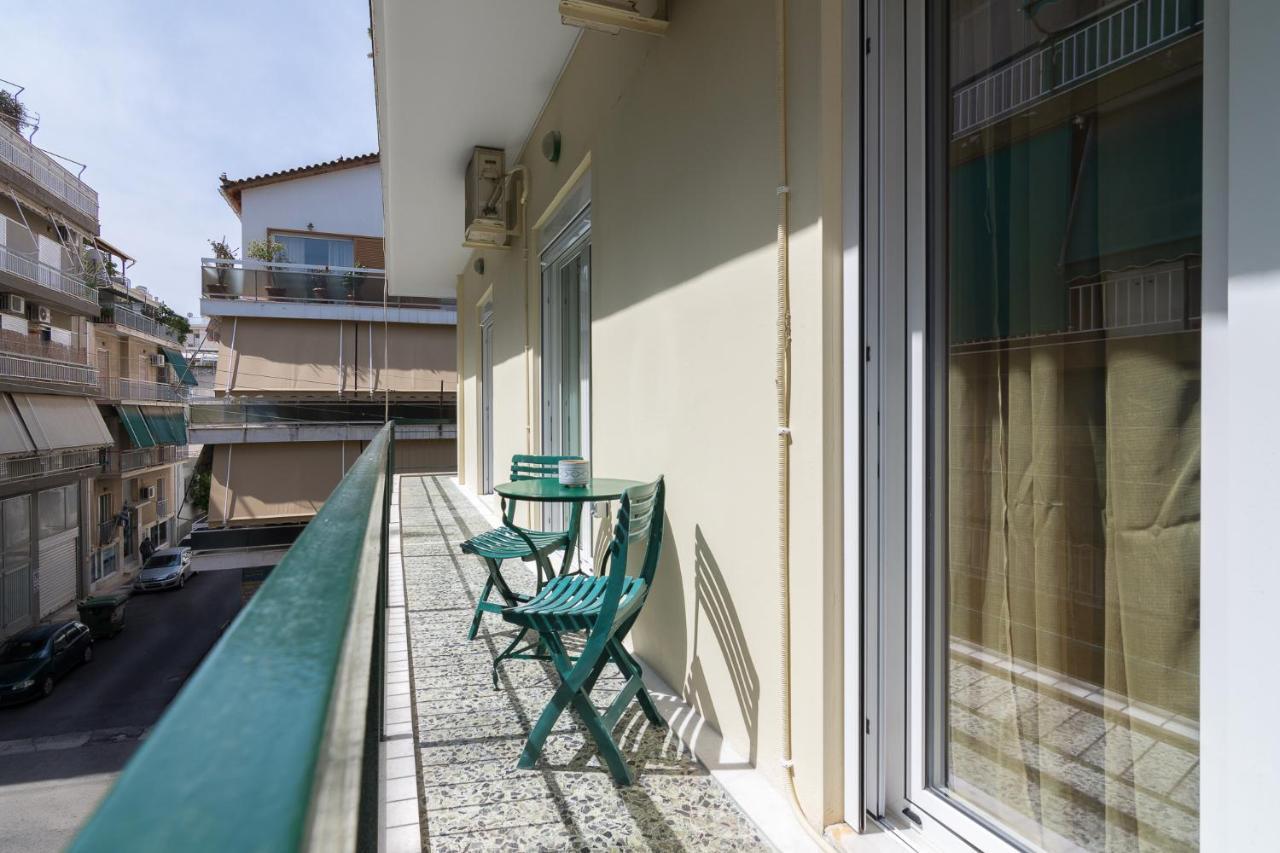 Nice 2bedroom apartment in Pagkrati Athen Exterior foto
