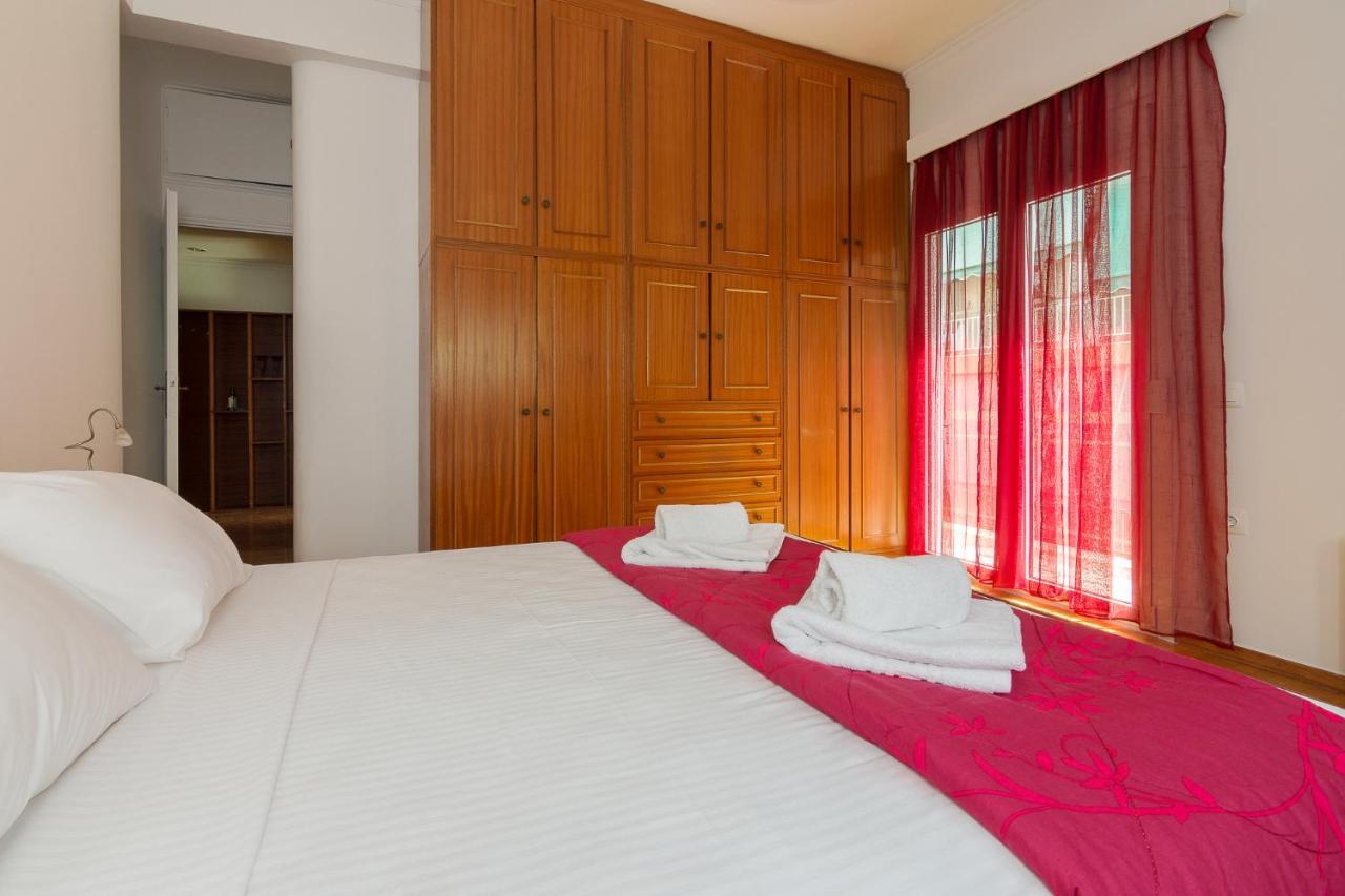 Nice 2bedroom apartment in Pagkrati Athen Exterior foto