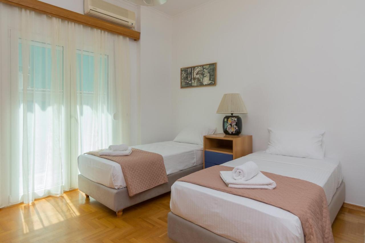 Nice 2bedroom apartment in Pagkrati Athen Exterior foto