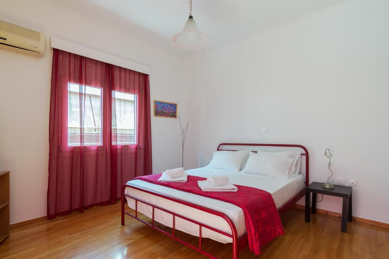 Nice 2bedroom apartment in Pagkrati Athen Exterior foto